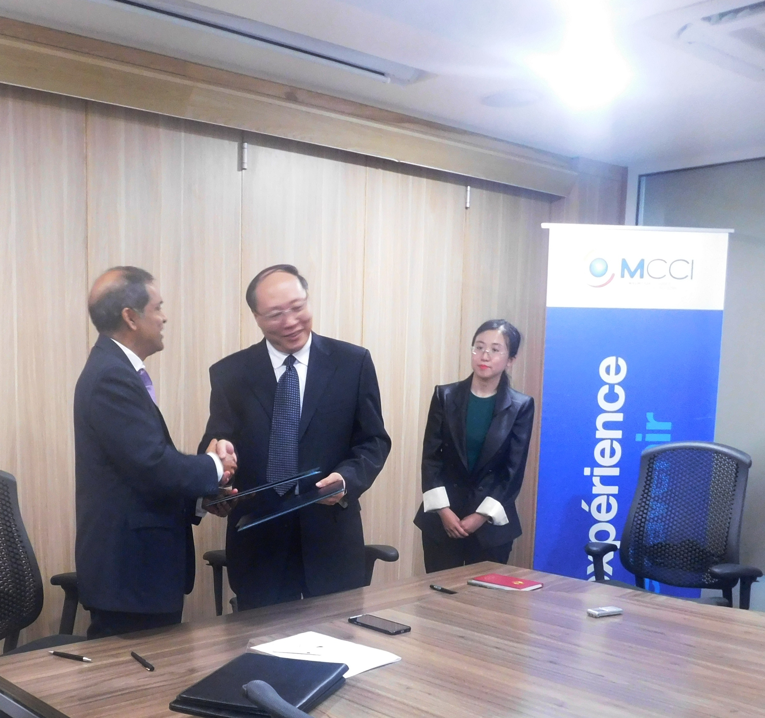 MCCI signs Agreement of Cooperation with All-China Federation of Industry and Commerce