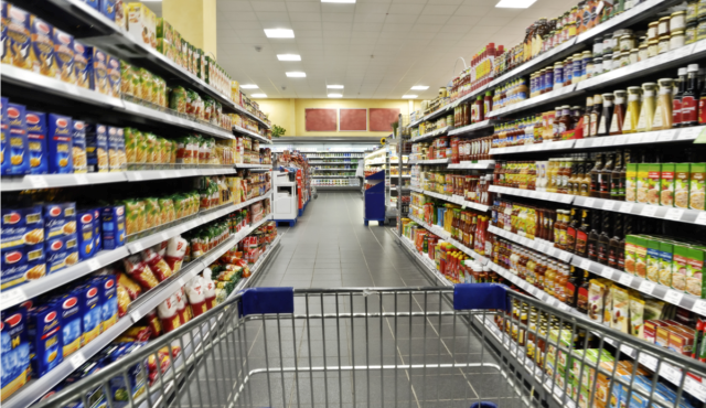 Police and medical workers authorised to shop in priority