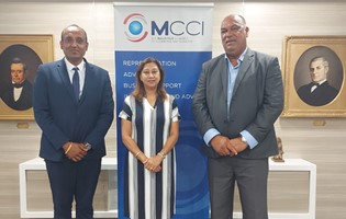 Collaboration : Chief Commissioner of Rodrigues Meets the MCCI